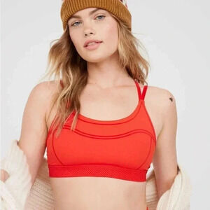 OFFLINE By Aerie Goals Velvet Trim Sports Bra